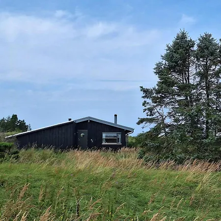 House On Natural Plot Overlooking The Dune 度假居 *
