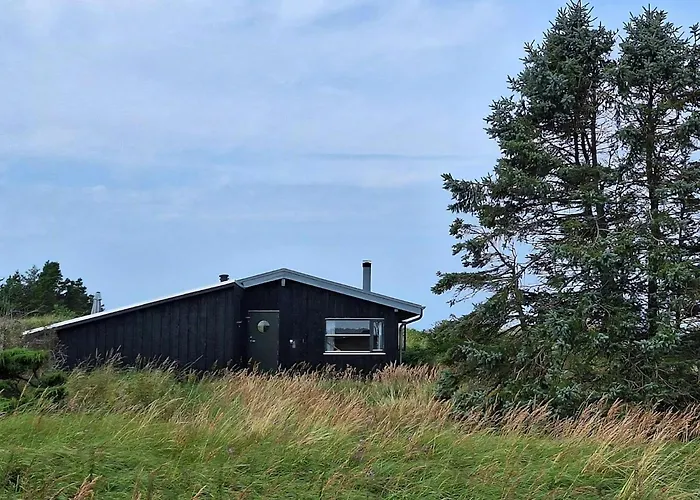 House On Natural Plot Overlooking The Dune 度假居 *